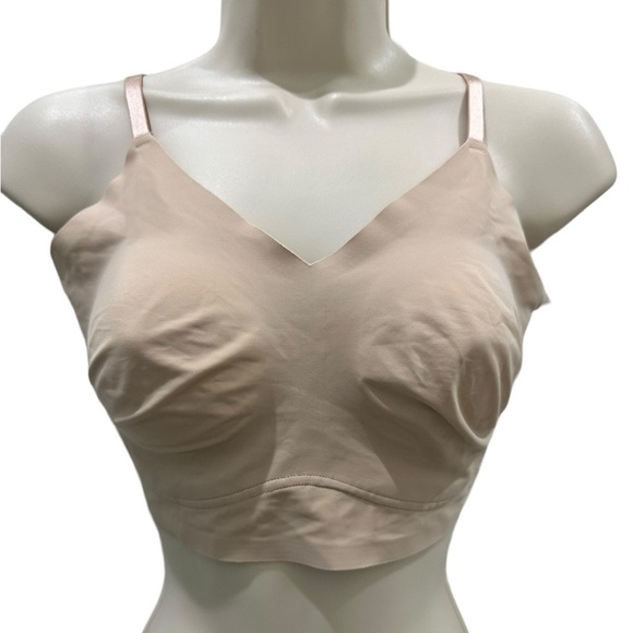 TRUE & CO. True Body Lift Triangle Adjustable Strap Bra- no padding - Picture 4 of 7